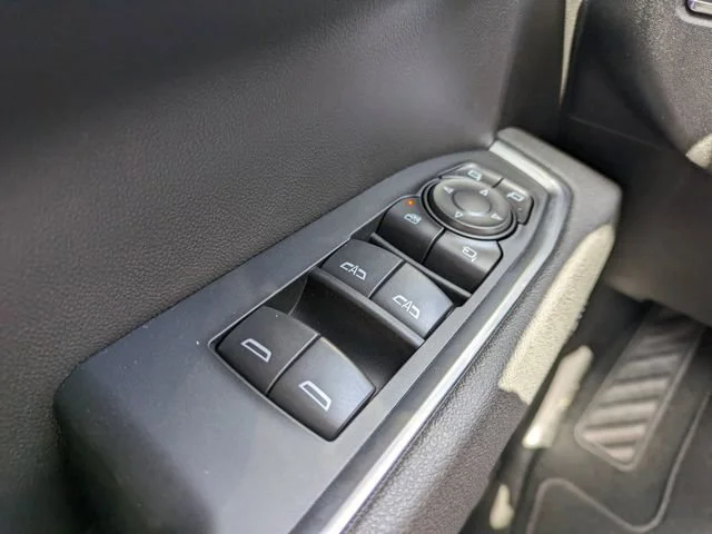 2026 GMC Sierra 1500 SLT - Photo 23