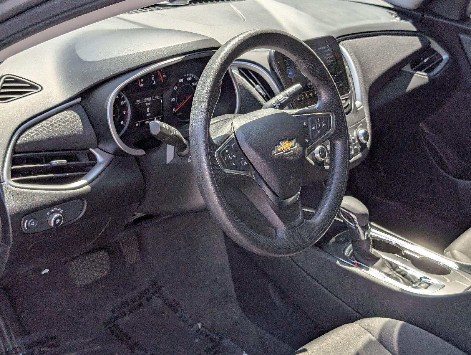 Used 2025 Sterling Gray Metallic Chevrolet LT image 15