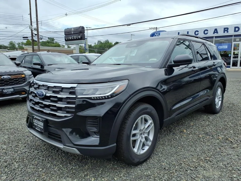 New 2026 Agate Black Metallic Ford Active image 3