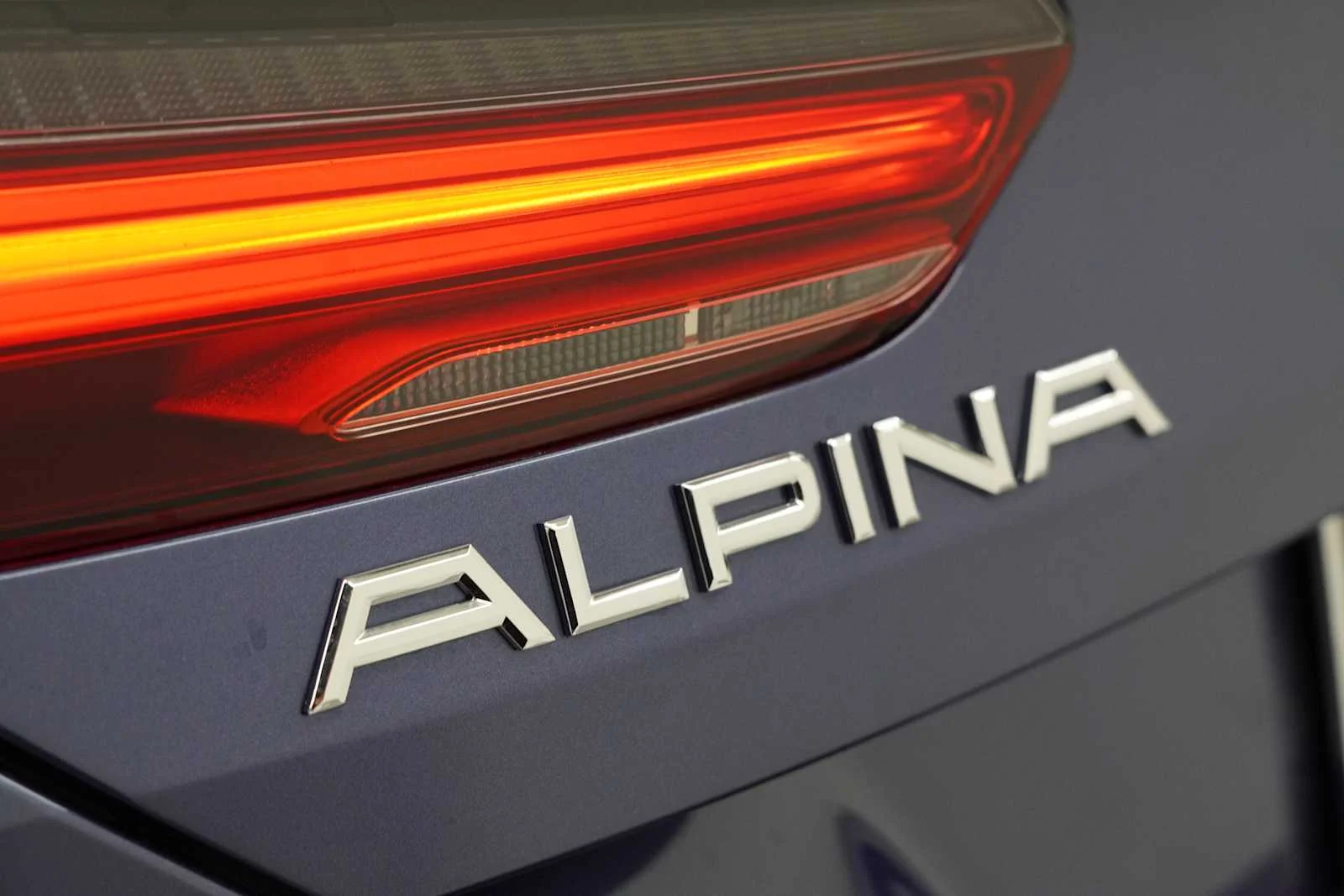 Certified Used 2025 ALPINA Blue Metallic BMW ALPINA B8 xDrive image 9