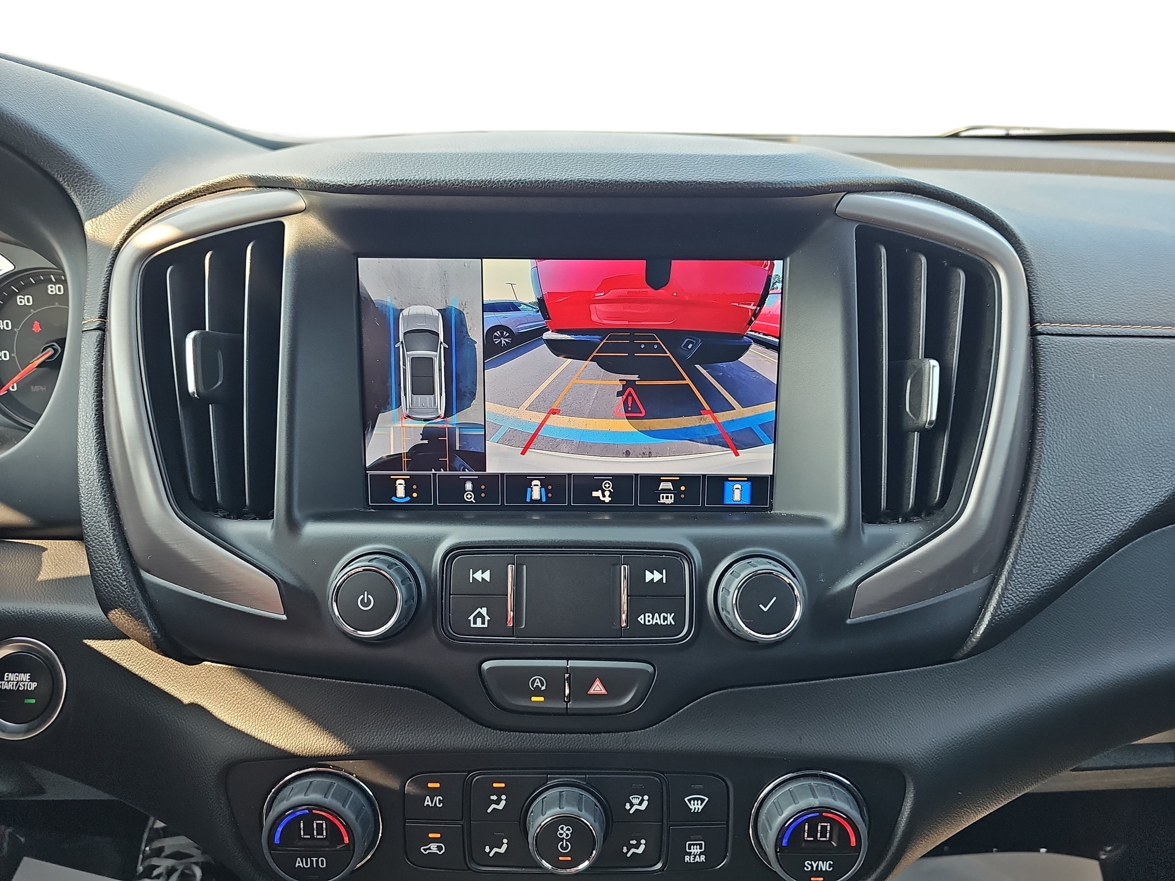 Used 2023 Summit White GMC AT4 image 19