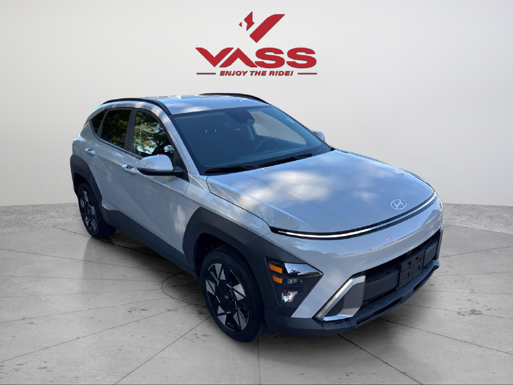 Certified Used 2025 Gray Hyundai SEL image 7