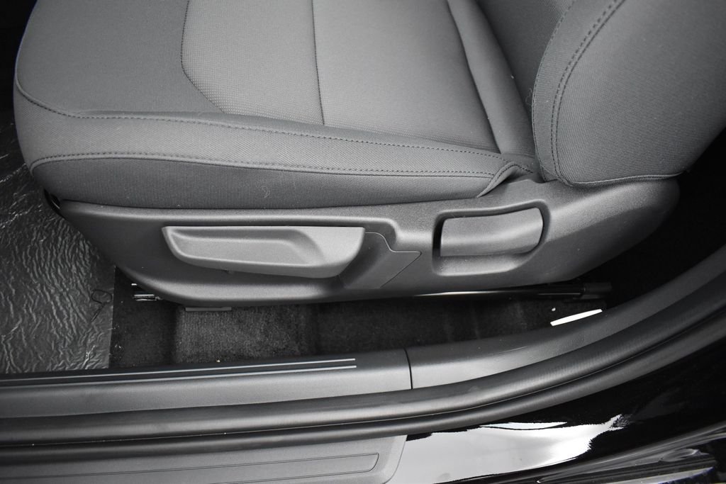 New 2026 Aurora Black Pearl Kia LX image 8