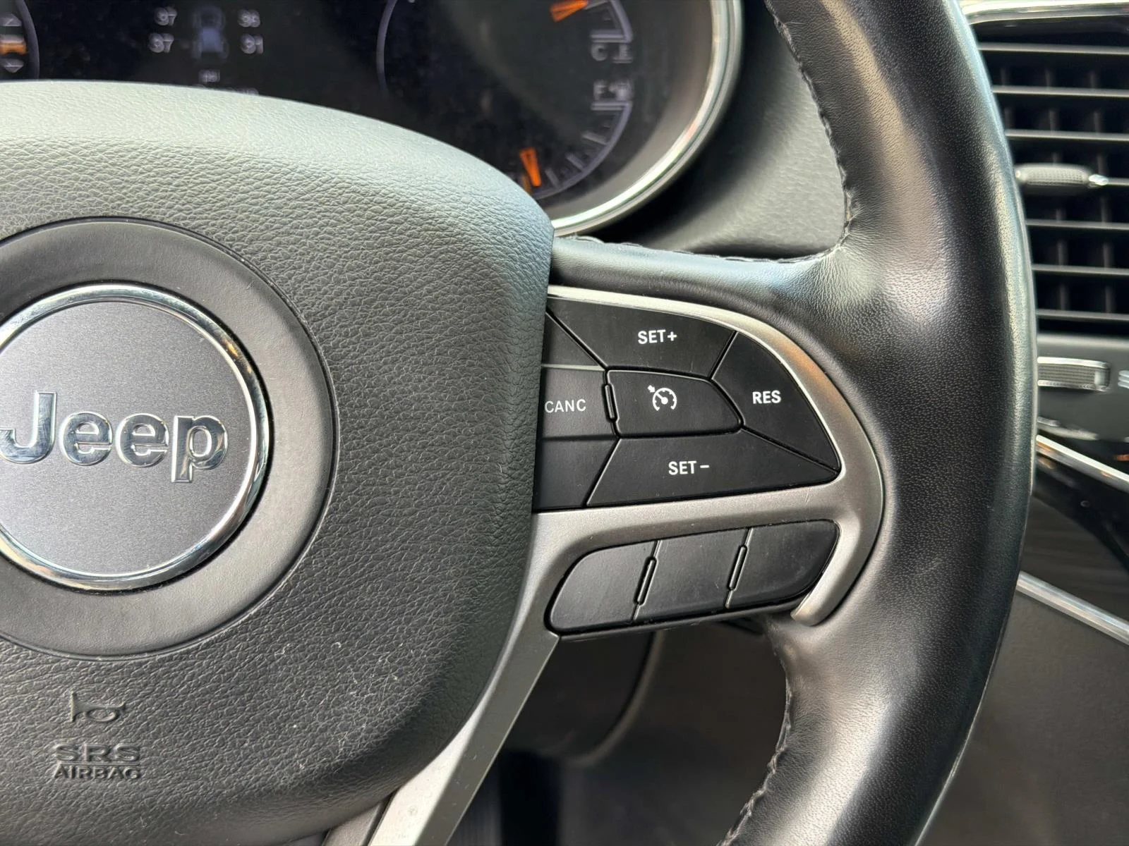 Used 2020 Black Jeep Limited 4x2 image 24