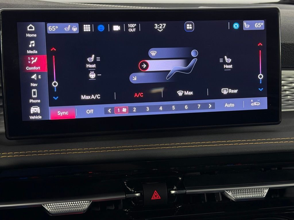 Used 2025 White Alfa Romeo Base image 19