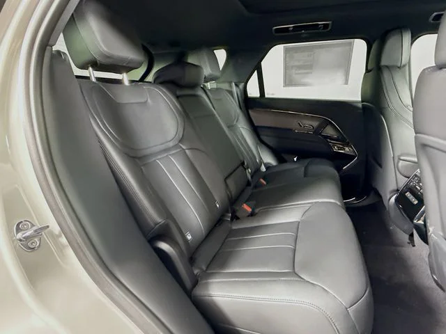 Used 2025 Gray Land Rover S image 29