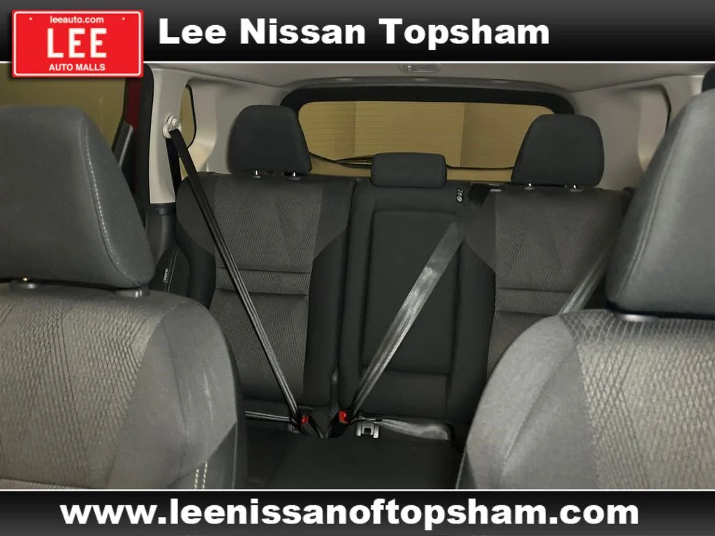 Used 2025 Scarlet Ember Tintcoat Nissan SV image 24