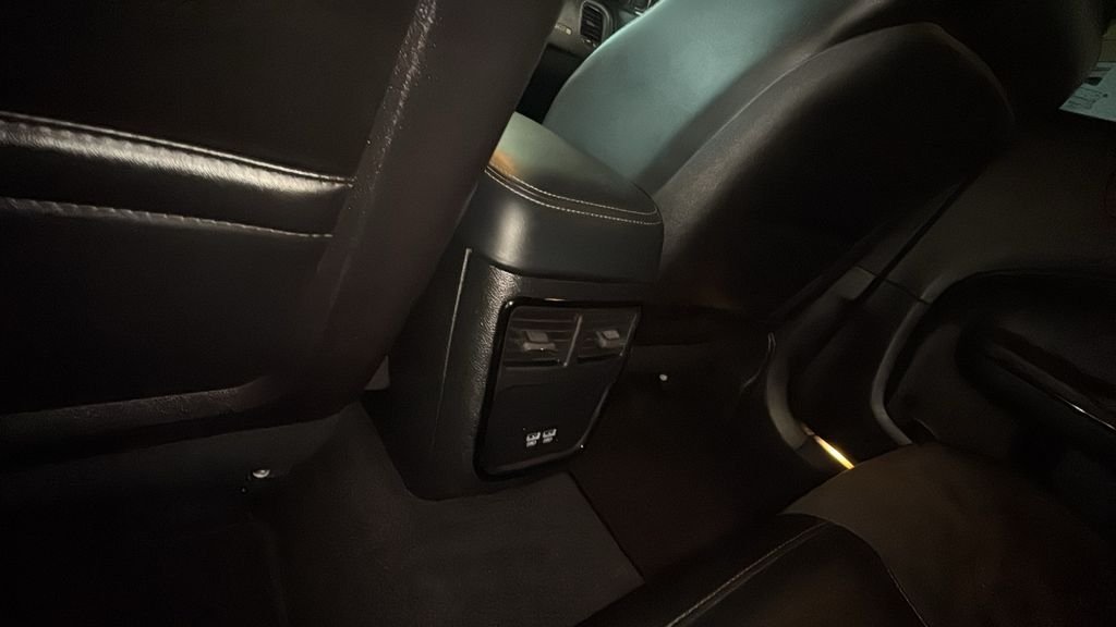 Used 2023 Blue Pearl Dodge R/T Scat Pack image 27