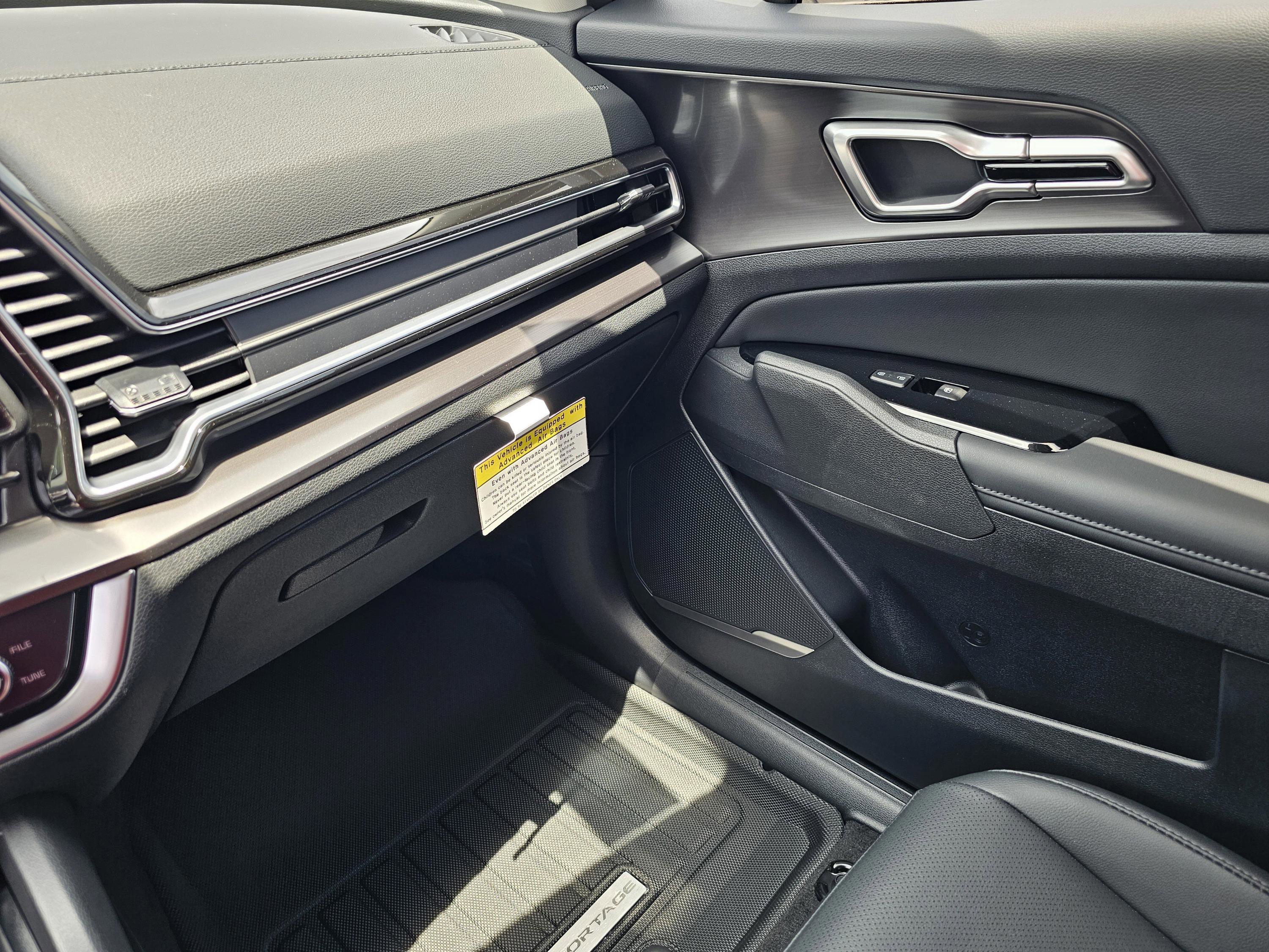 2025 Kia Sportage EX Hybrid - Photo 25