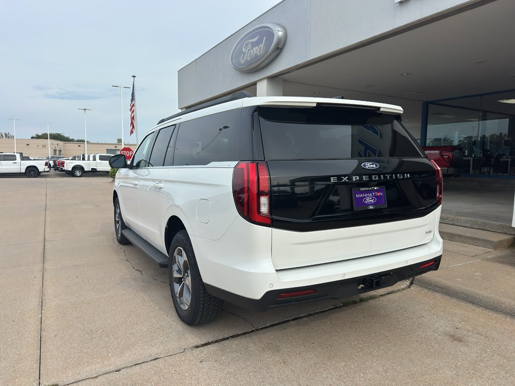 New 2027 Star White Metallic Tri-Coat Ford Active image 4