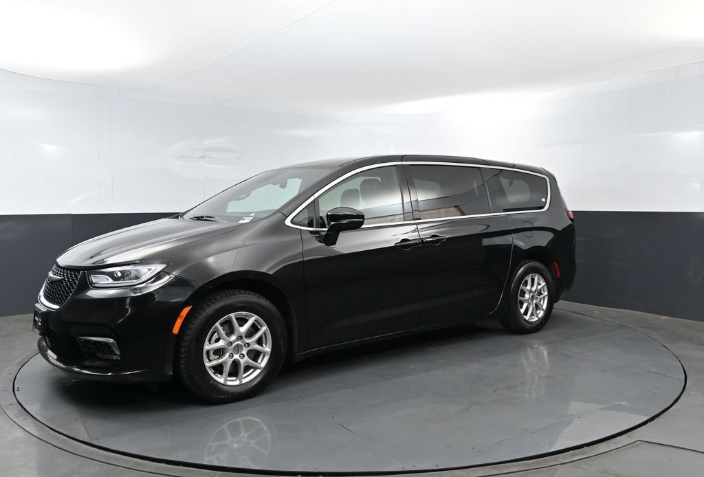 2025 Chrysler Pacifica