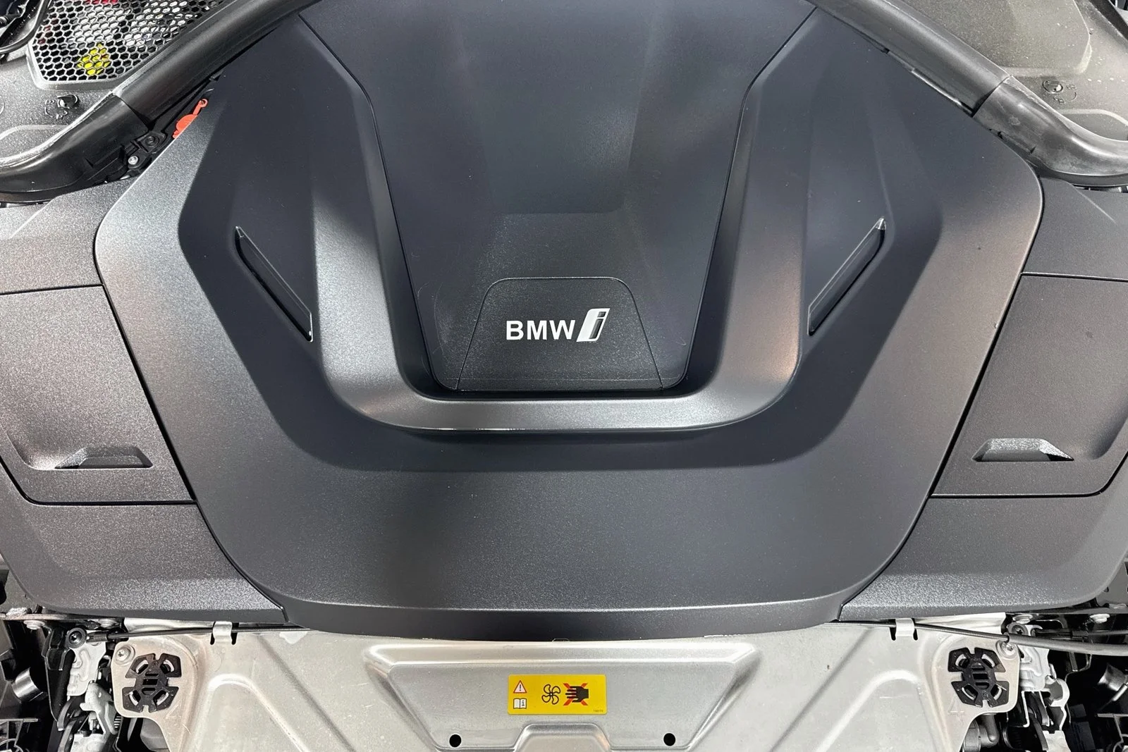 Used 2023 Skyscraper Grey Metallic BMW eDrive40 image 29