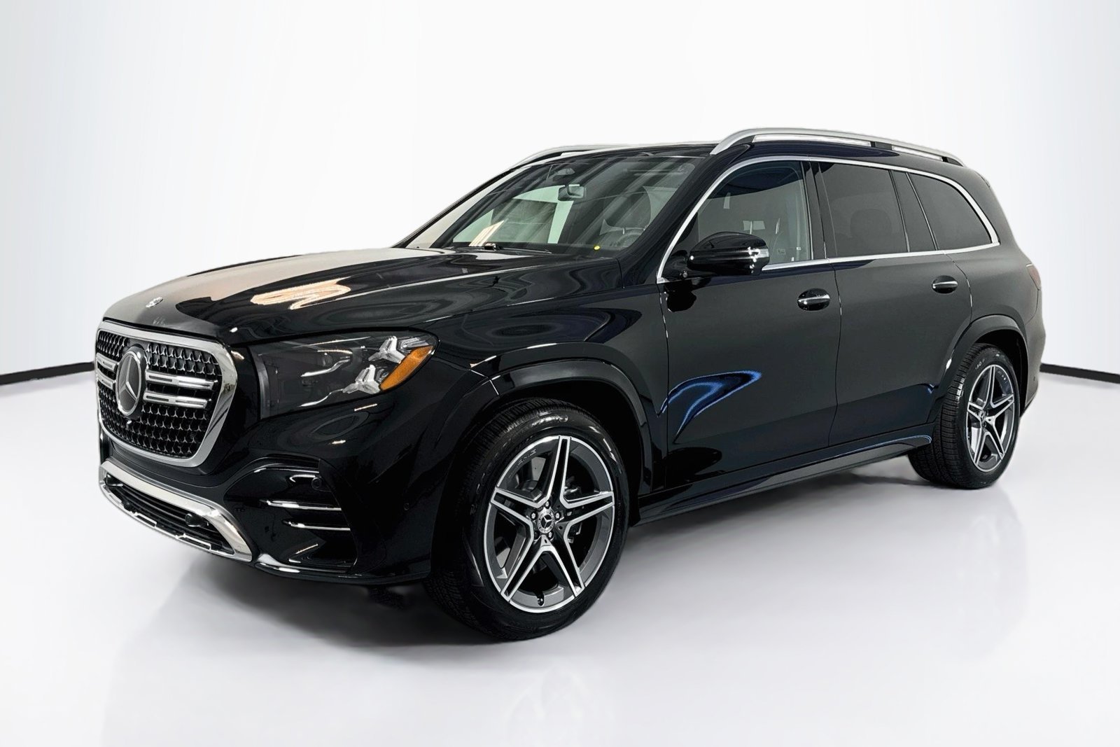 New 2027 Black Mercedes-Benz GLS 450 image 1