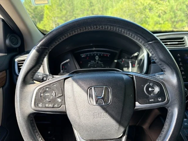 Used 2018  Honda Touring image 16