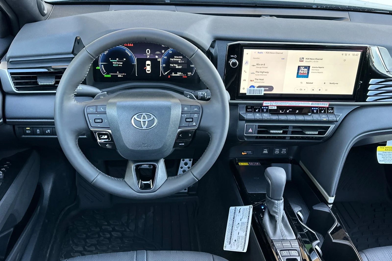 New 2026 Ocean Gem with Midnight Black Metallic roof Toyota XSE image 14
