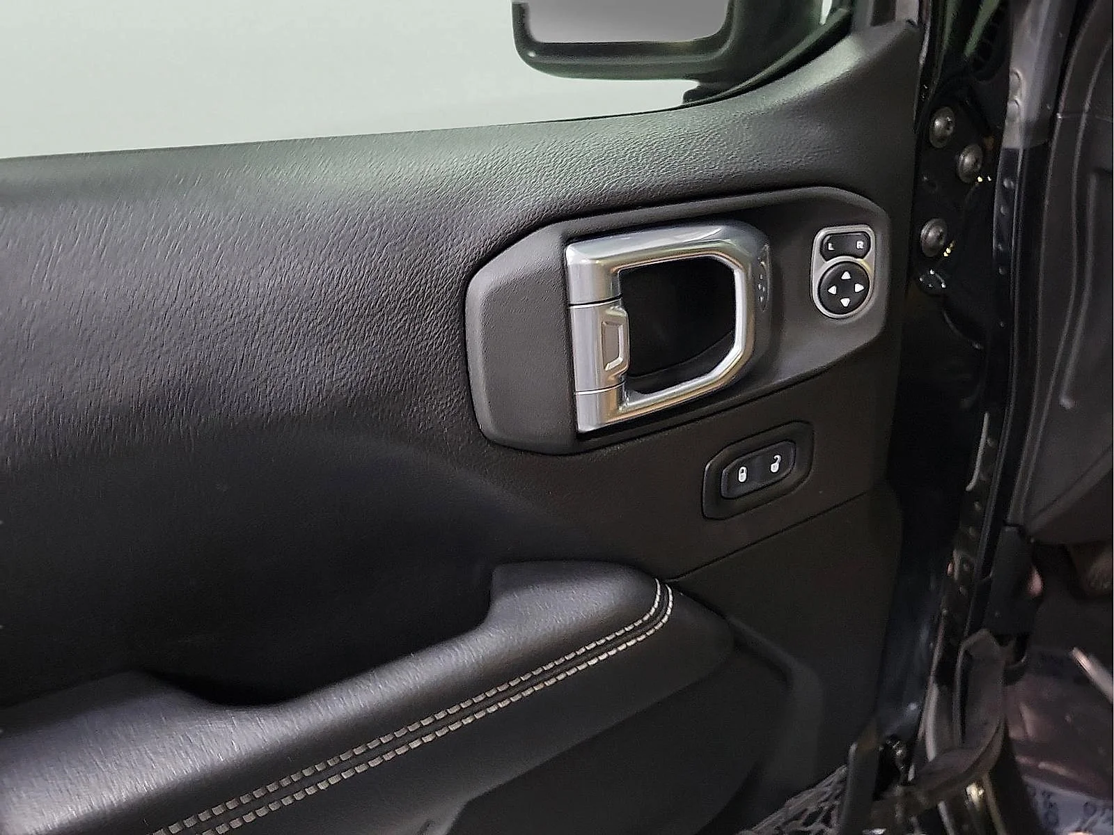 Used 2020 Black Clearcoat Jeep Rubicon image 11
