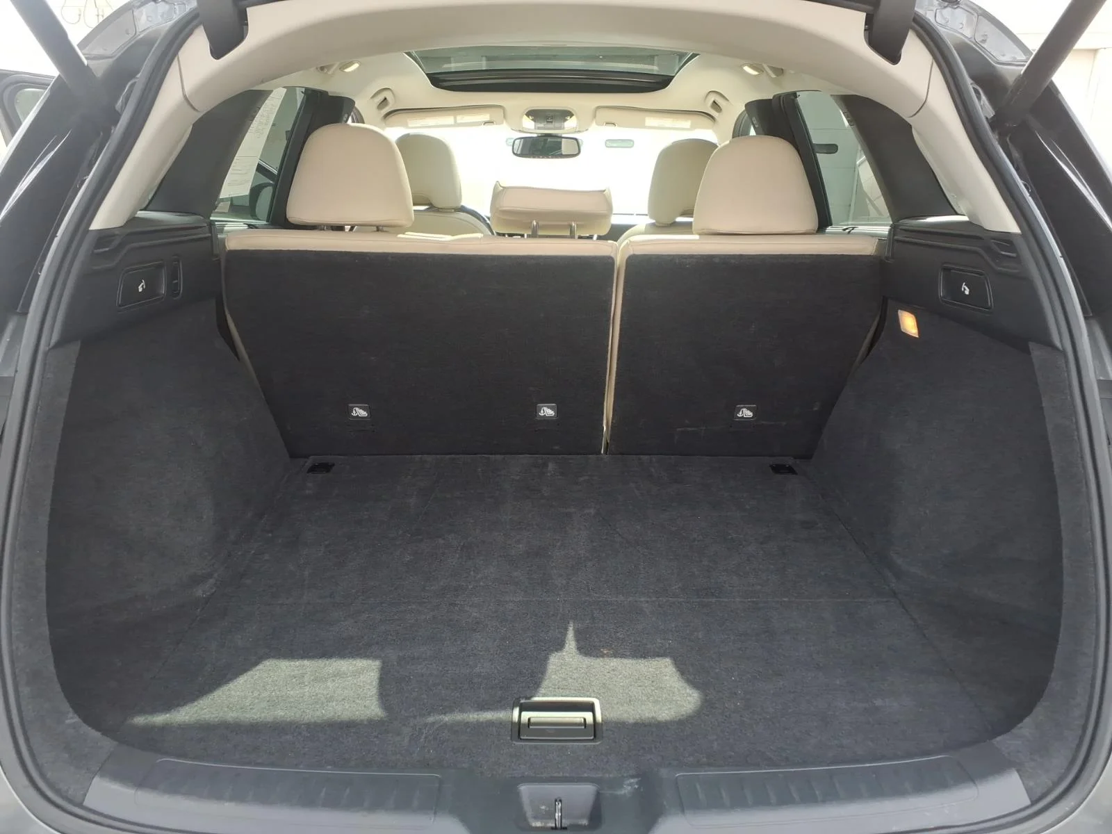 Certified Used 2020 Gray INFINITI Sensory image 27