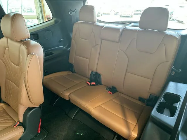 Certified Used 2024 White Pearl Kia EX X-Line image 28