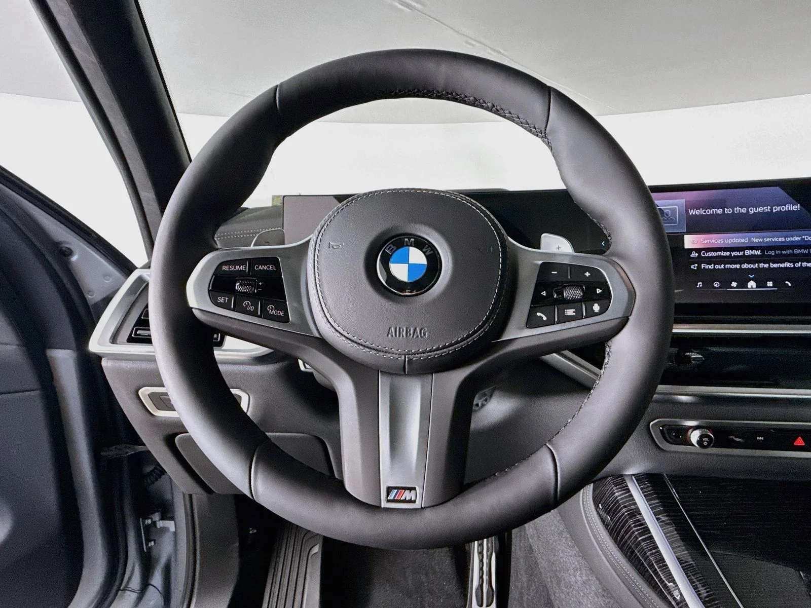 New 2027 Frozen Pure Grey Metallic BMW xDrive40i image 11