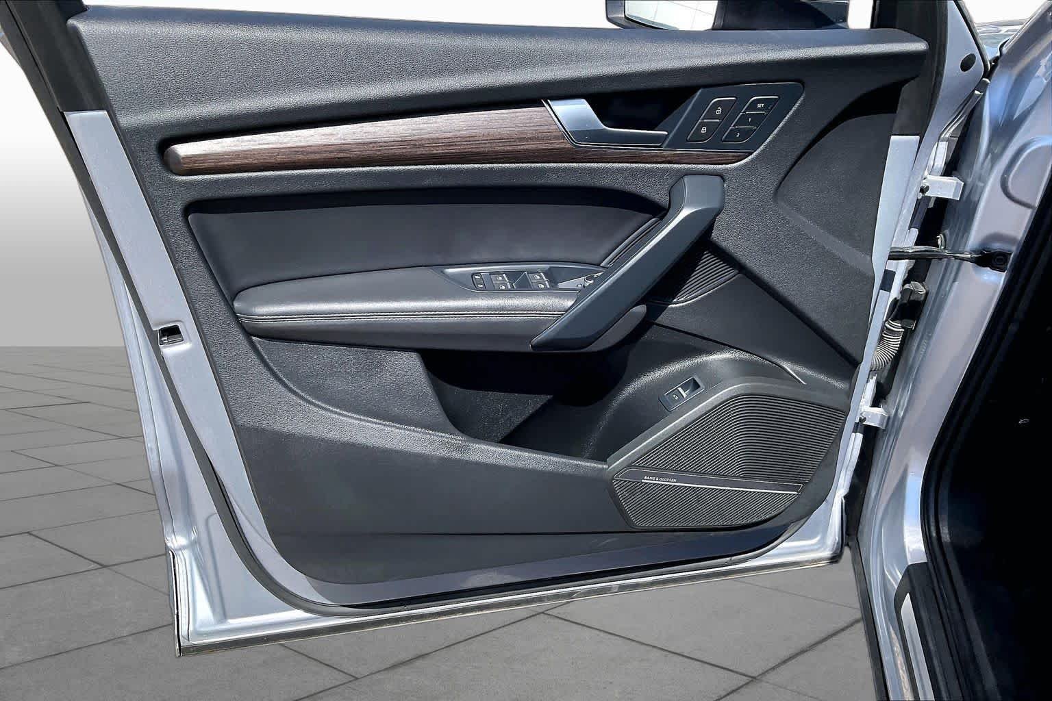 Used 2024 Florett Silver Metallic Audi S line Premium Plus image 21