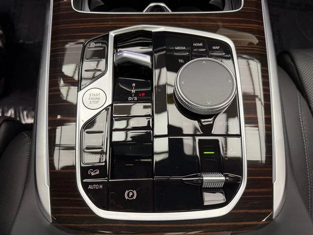 Used 2026 Brown BMW xDrive40i image 20