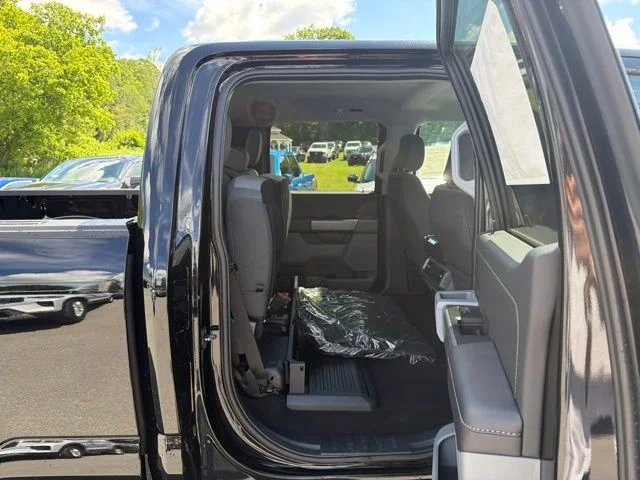 New 2026 Agate Black Metallic Ford XLT image 46