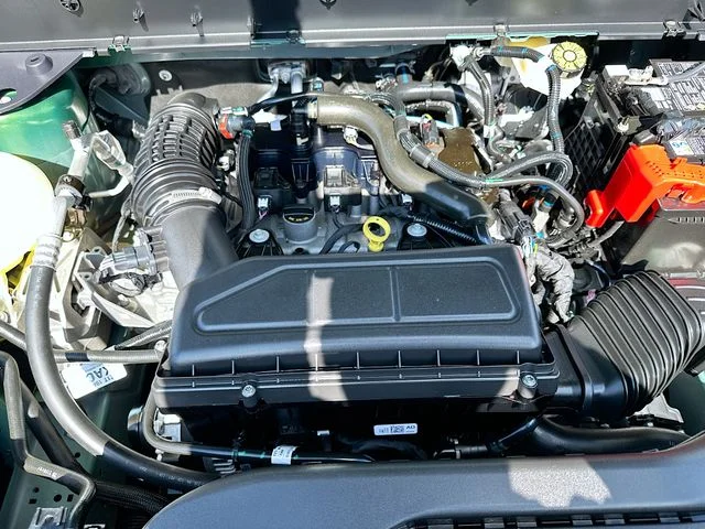 Used 2025 Green Ford Outer Banks image 28