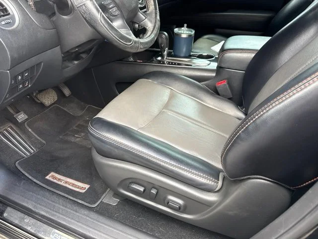Certified Used 2020 Black Nissan SL image 3