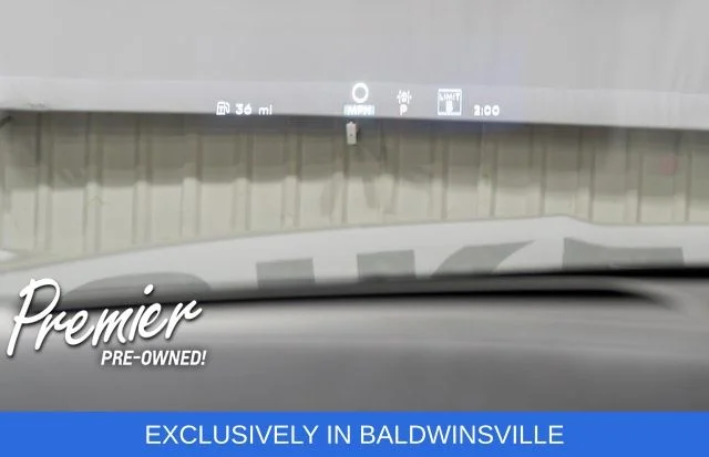 Used 2025 White Lincoln Reserve image 28