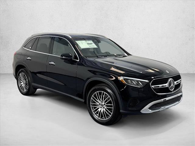 New 2026 Black Mercedes-Benz GLC 300 image 33