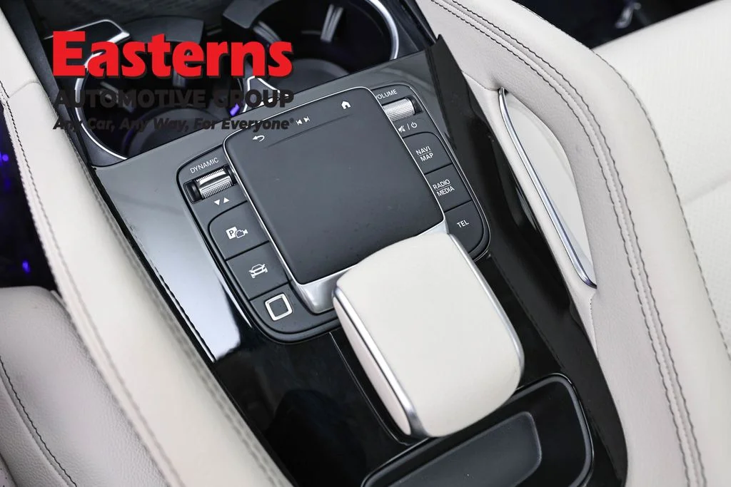 Used 2025 White Mercedes-Benz GLE 450e image 20