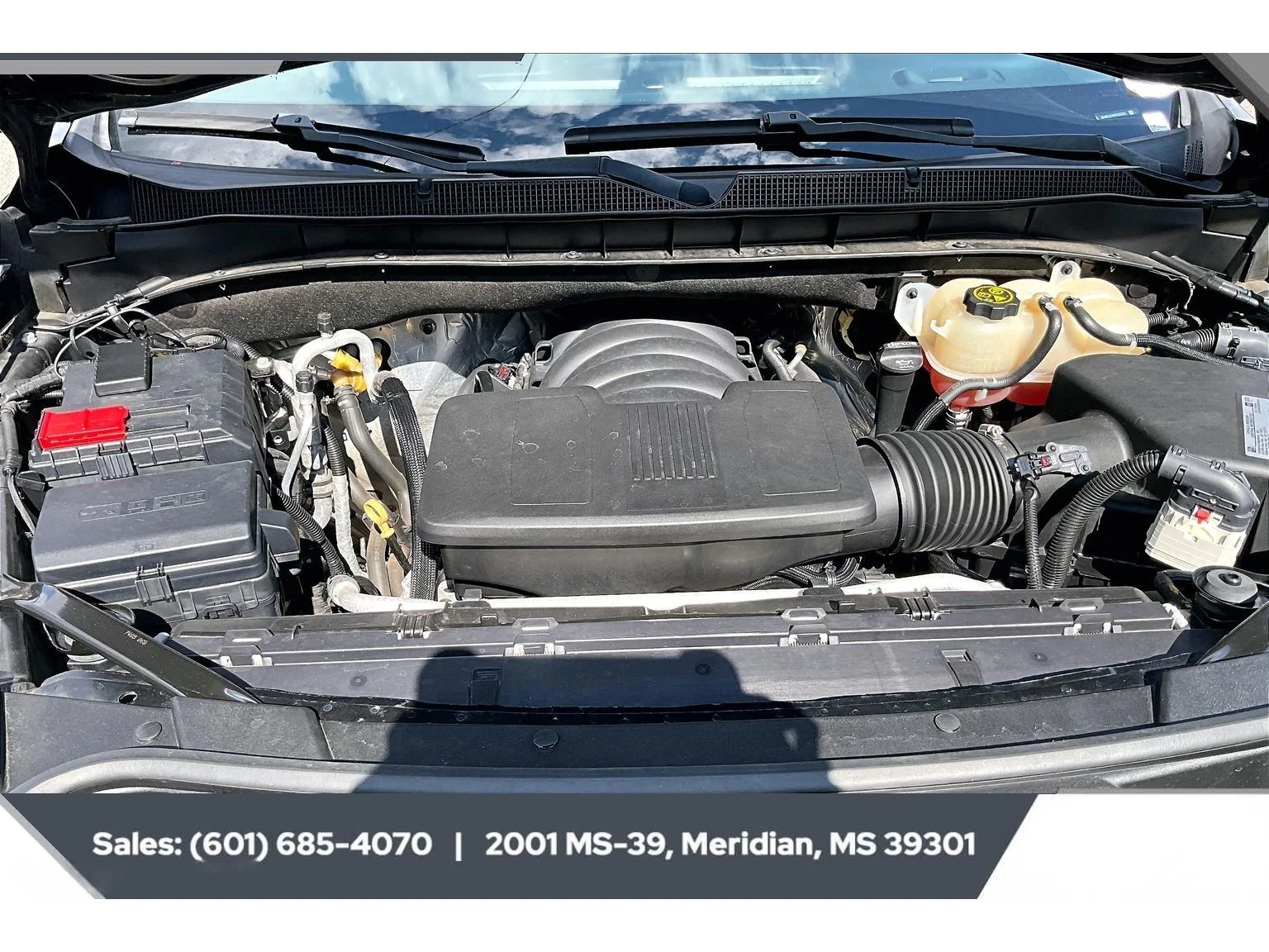 Used 2021 black Chevrolet Z71 image 8