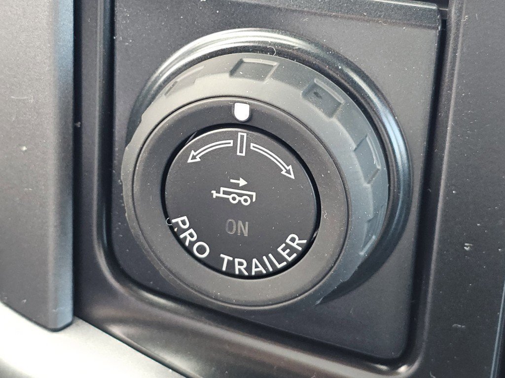 New 2026 Avalanche Ford XLT image 9