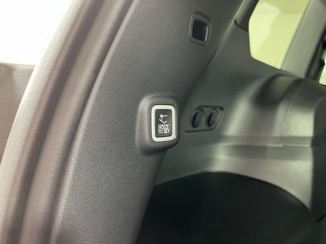 Used 2026 White Jeep Limited image 41