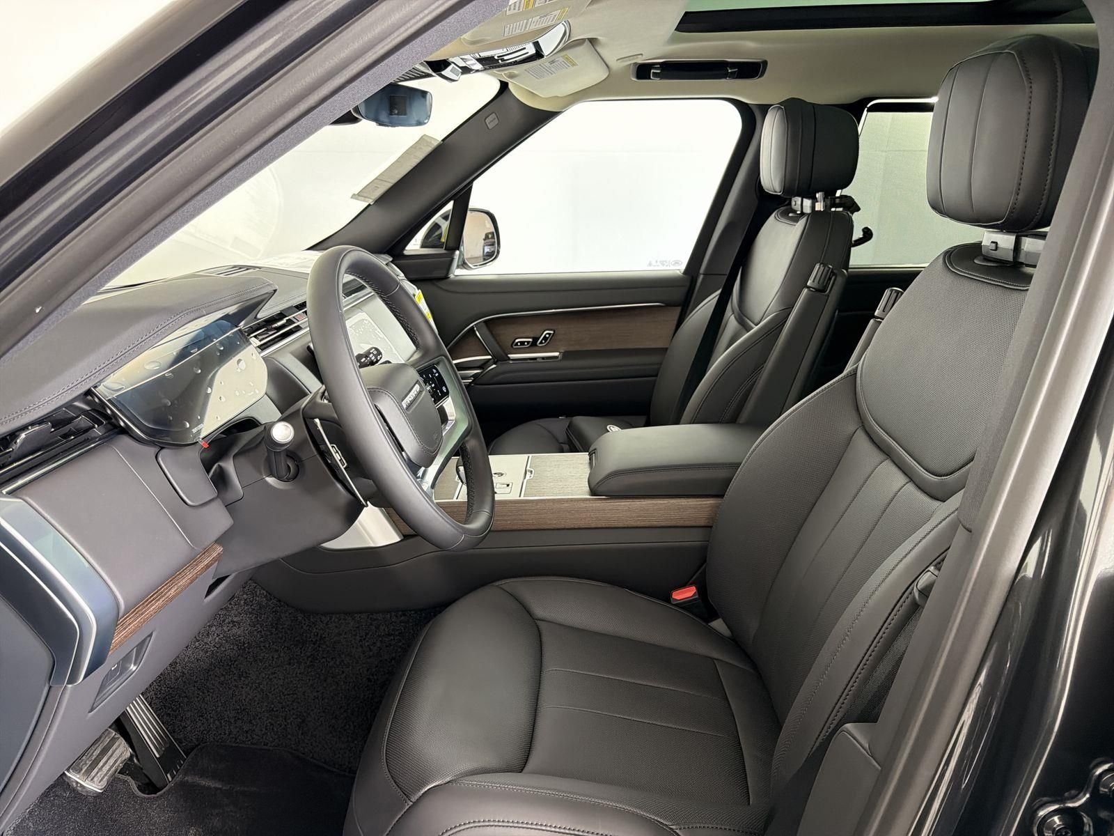 2026 Land Rover Range Rover SE - Photo 23