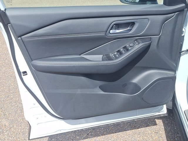 Certified Used 2026 White Nissan Dark Armor image 11