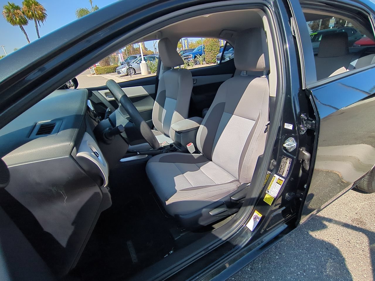 Used 2018 Black Toyota L image 17