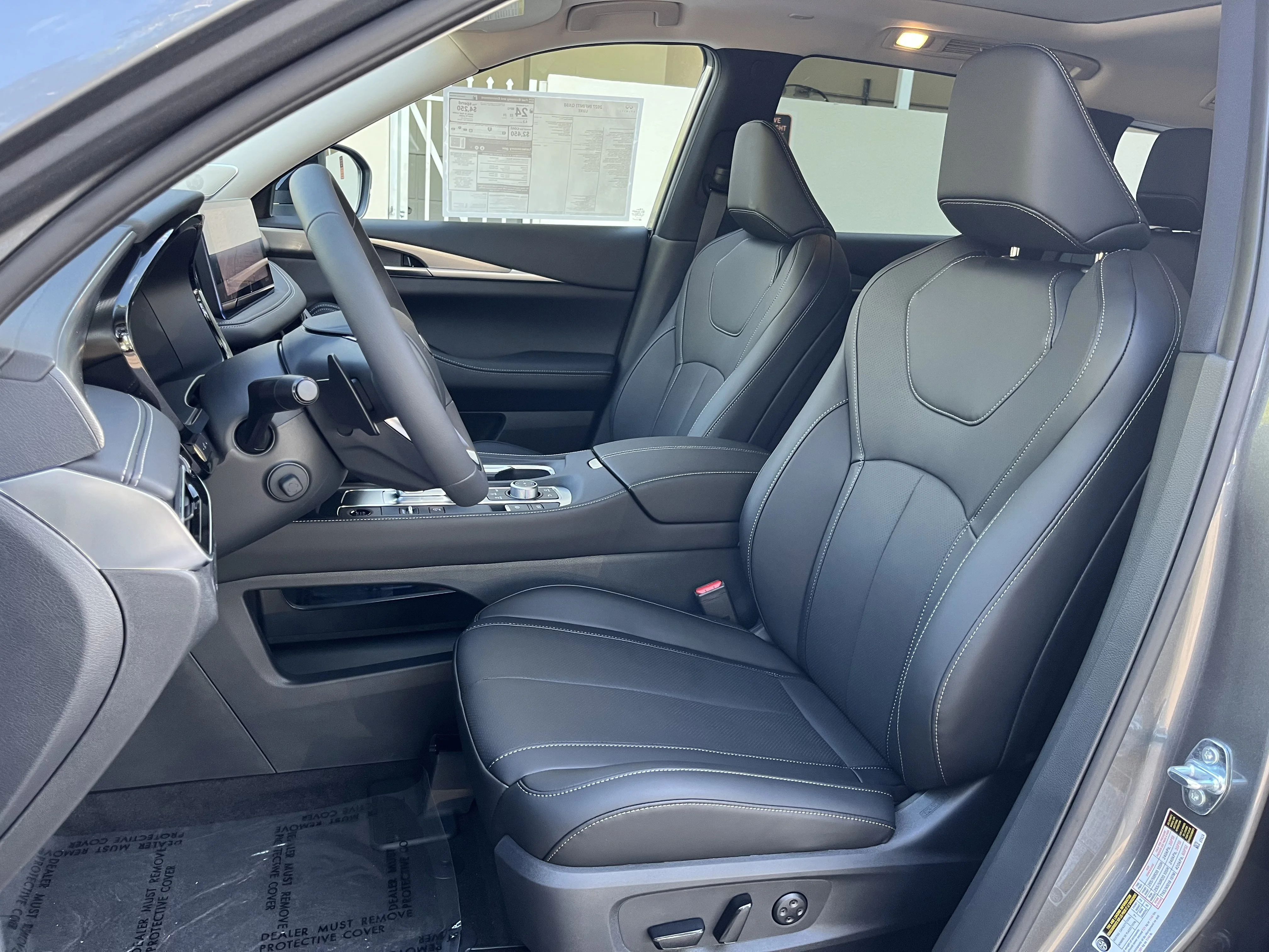 New 2027 Graphite Shadow INFINITI LUXE image 13