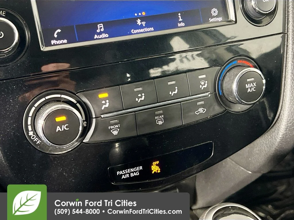 Used 2019 Brilliant Silver Metallic Nissan S image 9