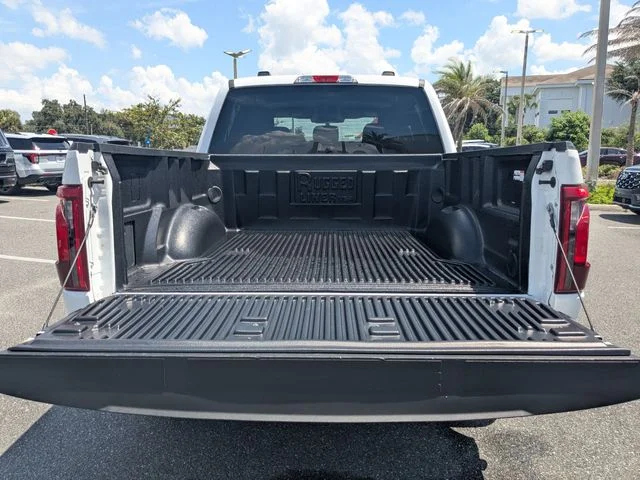 Certified Used 2025 Oxford White Ford XLT image 11