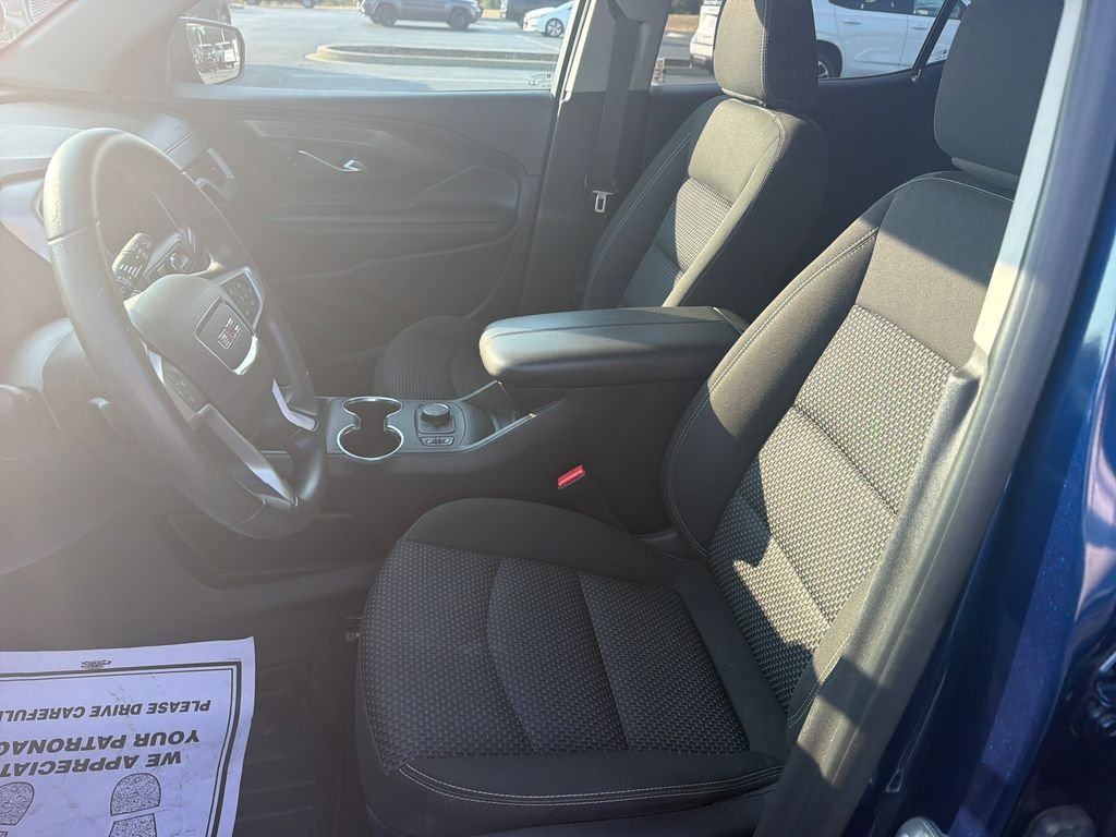 Used 2022 Blue GMC SLE image 13
