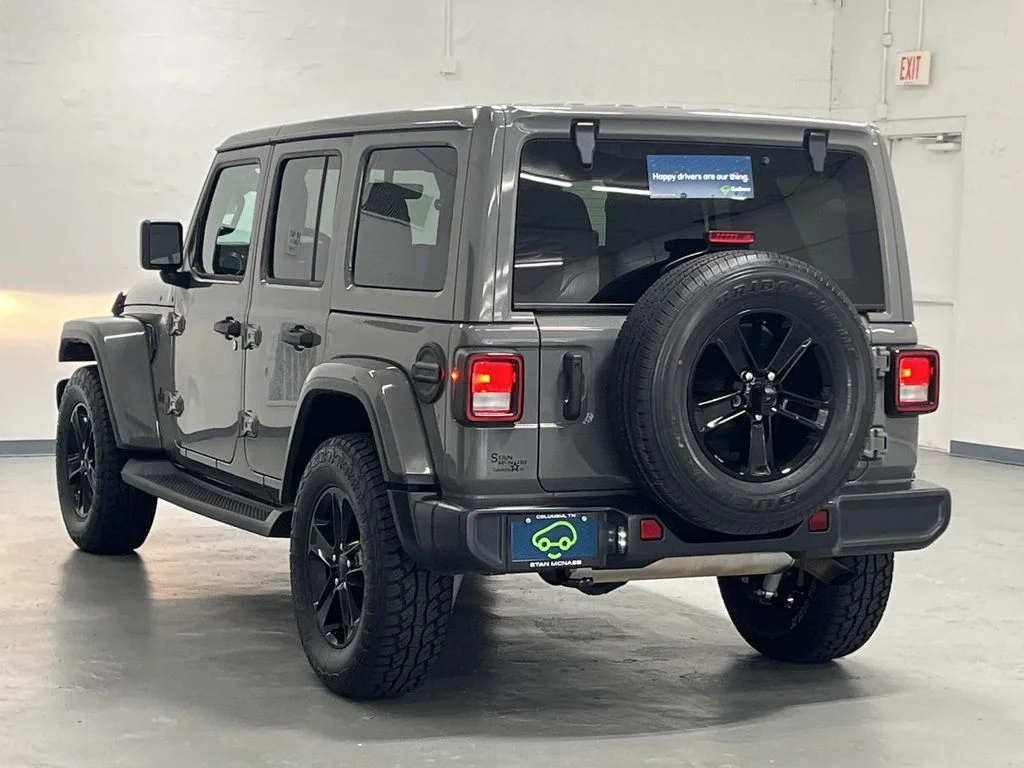 Used 2020 Sting-Gray Clearcoat Jeep Sahara Altitude 4WD 2.0L 1 Owner image 6