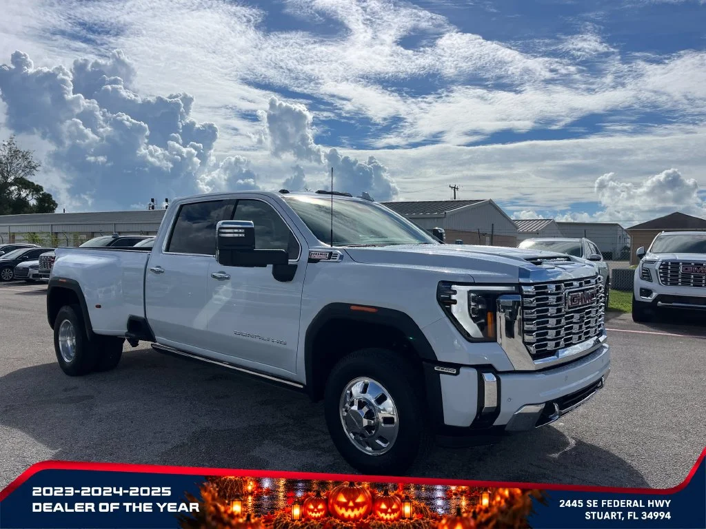 New 2026 Glacier White Tricoat GMC Denali DRW image 2