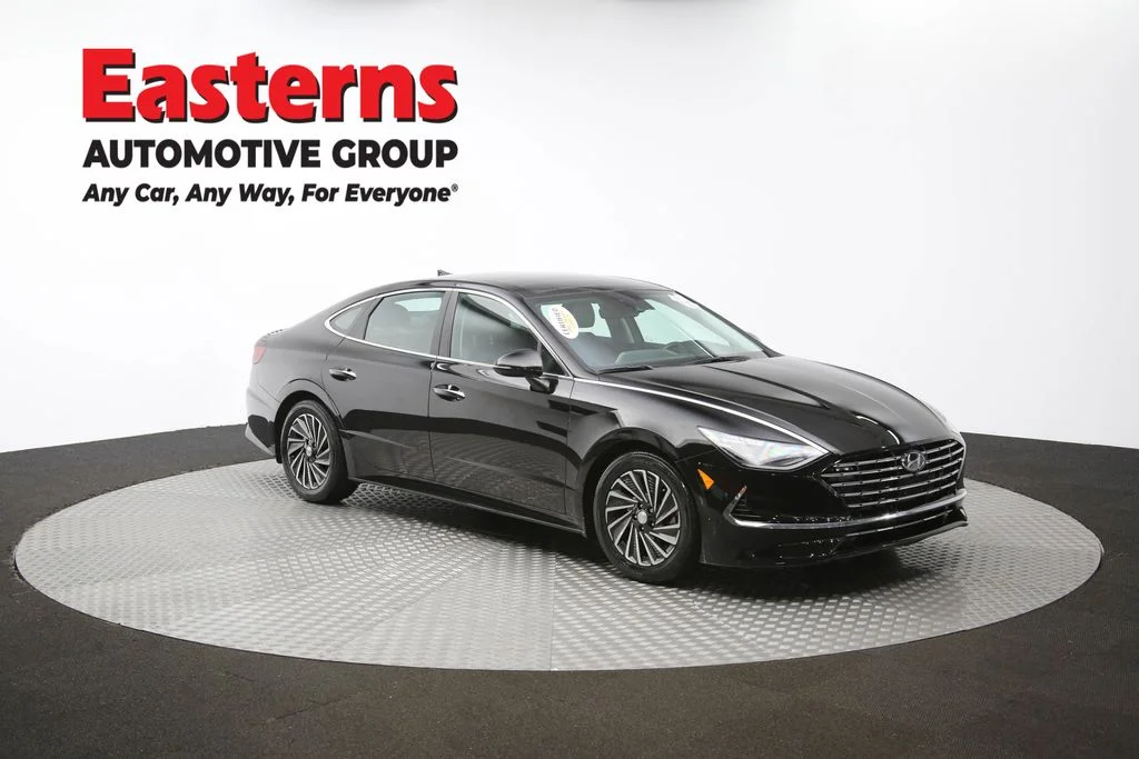 Used 2020 Black Hyundai Limited image 48