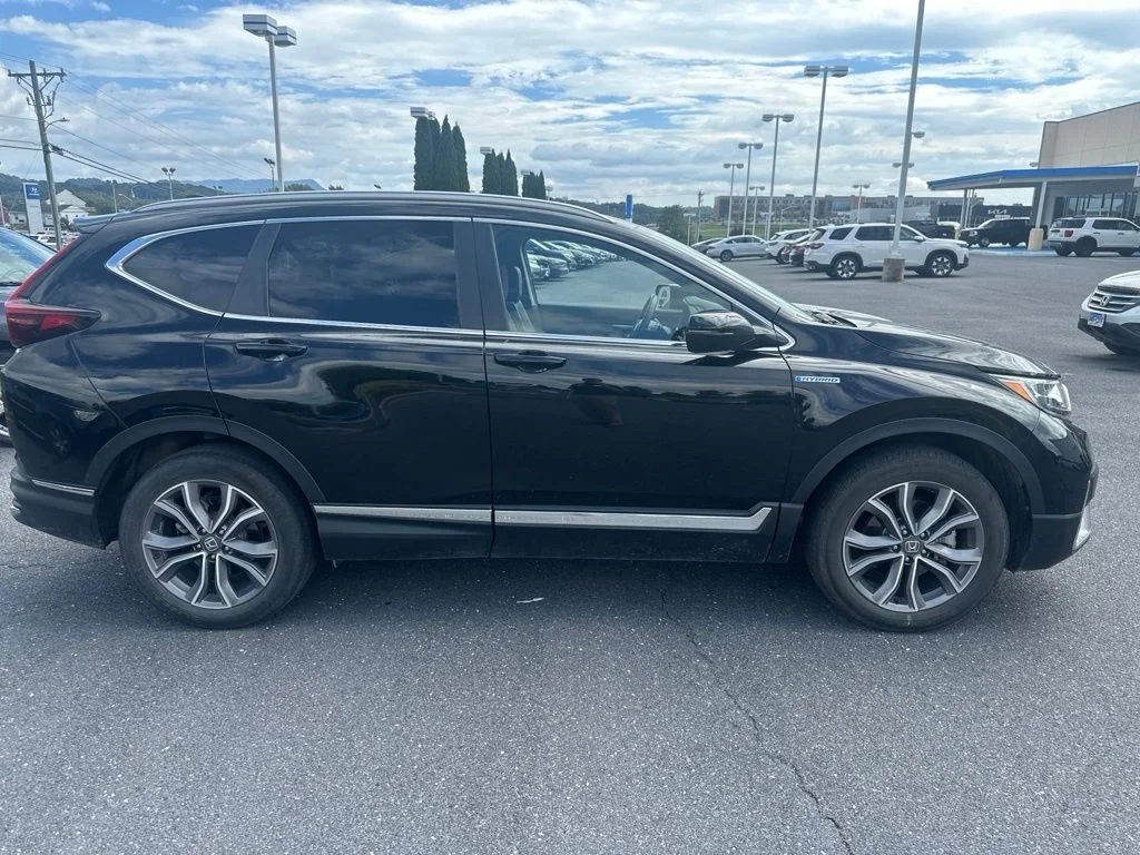 Certified Used 2021 Crystal Black Pearl Honda Touring image 2