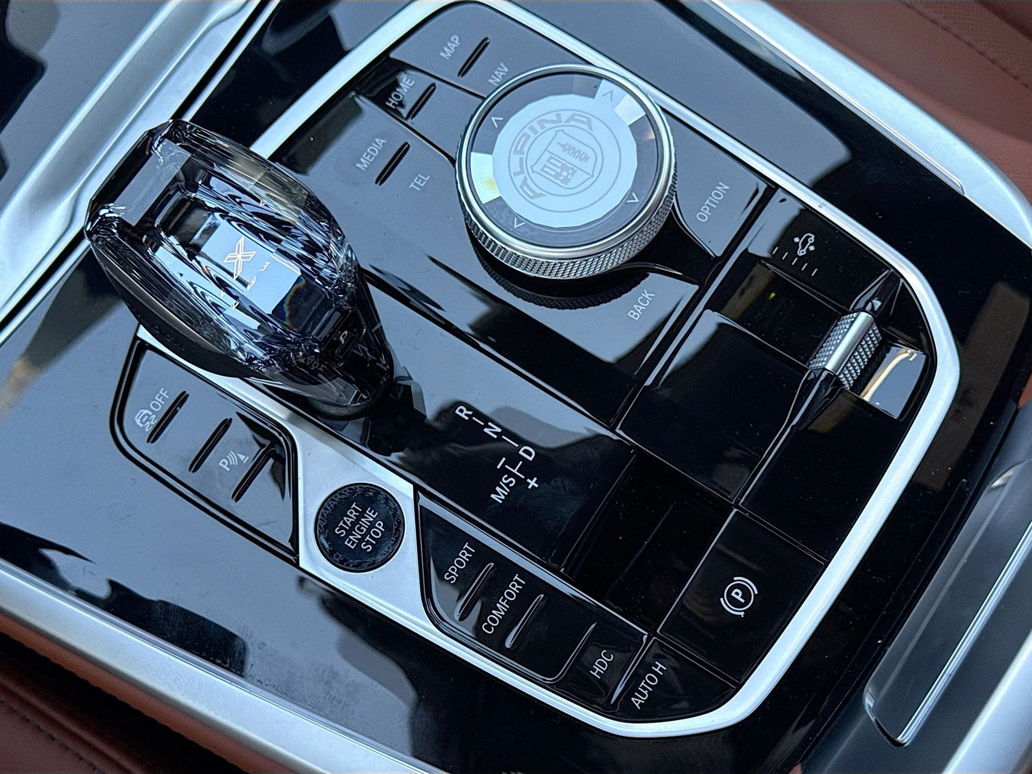 New 2026 Tanzanite Blue II Metallic BMW ALPINA XB7 image 38