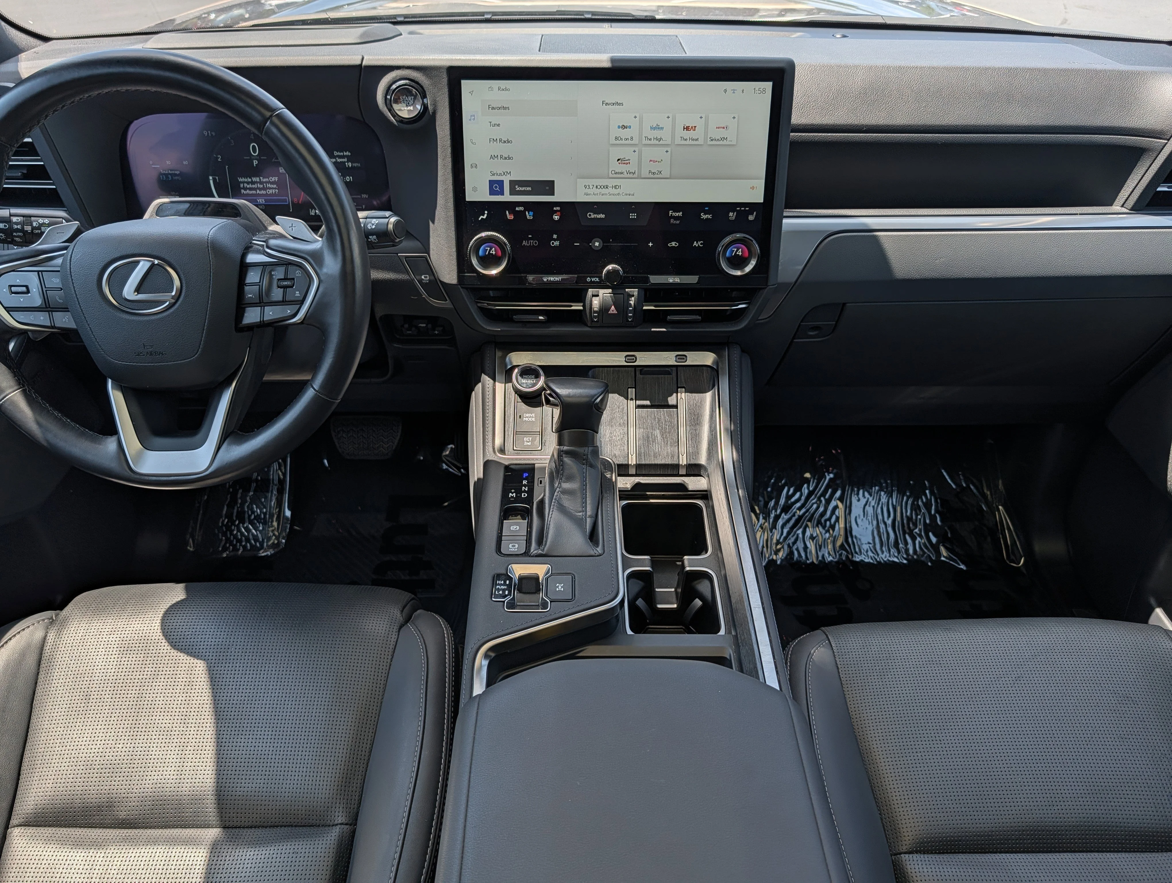 Used 2024 Nebula Gray Pearl Lexus GX 550 Luxury+ image 10