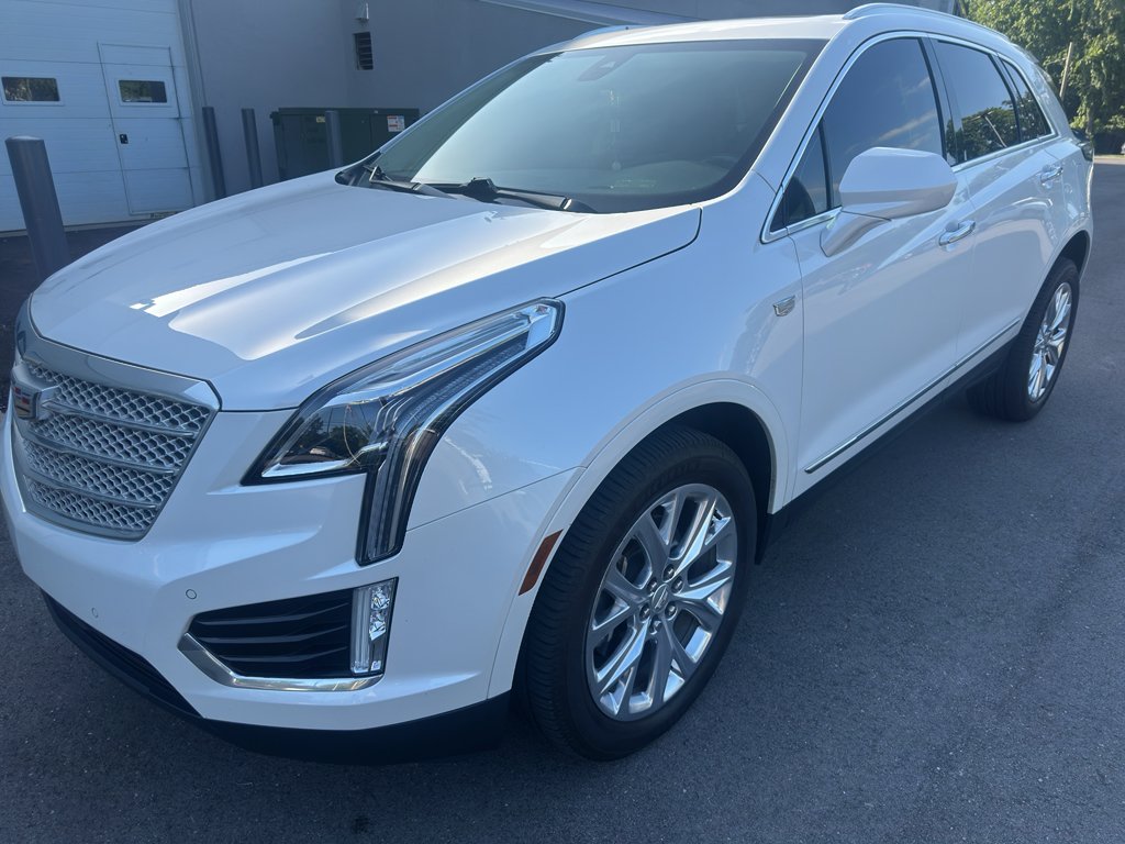 Used 2019 Crystal White Tricoat Cadillac Luxury AWD image 3