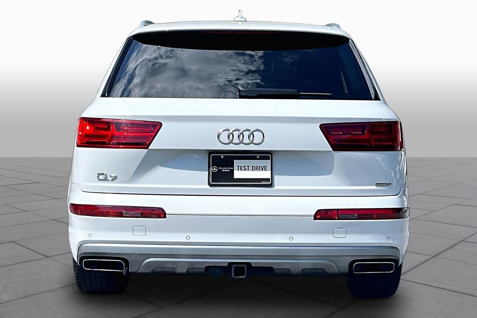 Used 2019 Carrara White Audi Prestige image 5