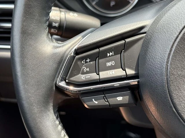 Used 2020 Snowflake White Pearl Mazda Touring image 23